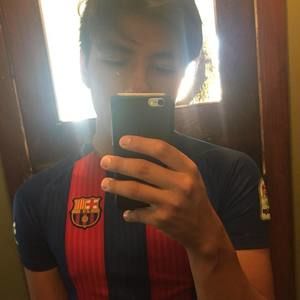 Meet your Posher, Roberto